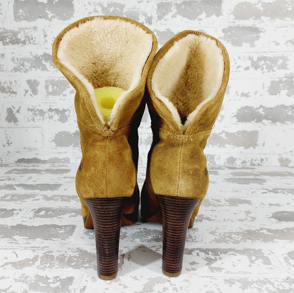 Ugg Dandelion Chestnut Brown Suede Winter Ankle Boots V406 - Picture 4 of 10